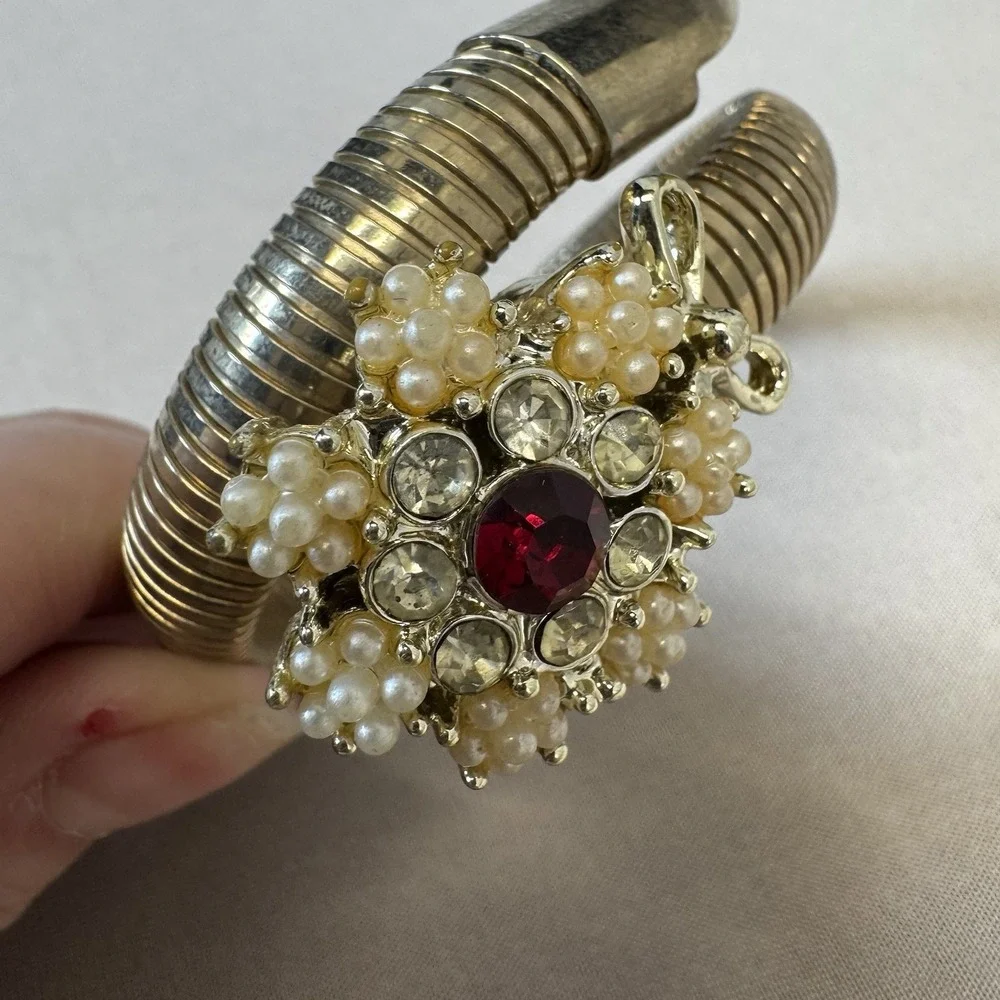 Vintage Red Rhinestone‎ & Faux Pearl Flower Gold Tone Coil  Bracelet